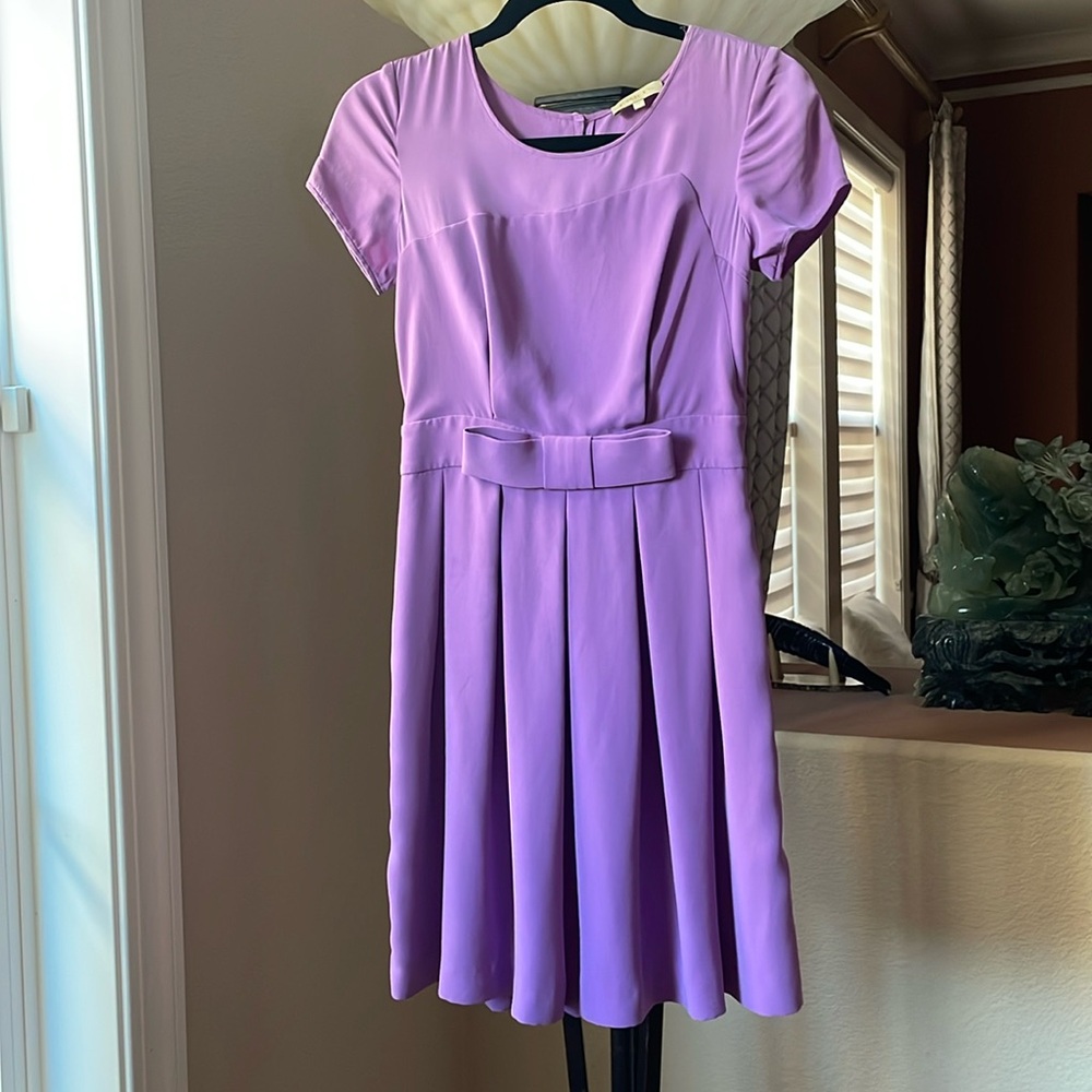Beautiful Ports silk lavender dress with bow